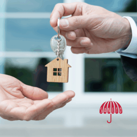 Ilustrační obrázek s textem „Pronájem vs. ubytovací služby: jak se liší z hlediska daní?“ a klíči v ruce – téma daňového zatřídění pronájmu nemovitosti